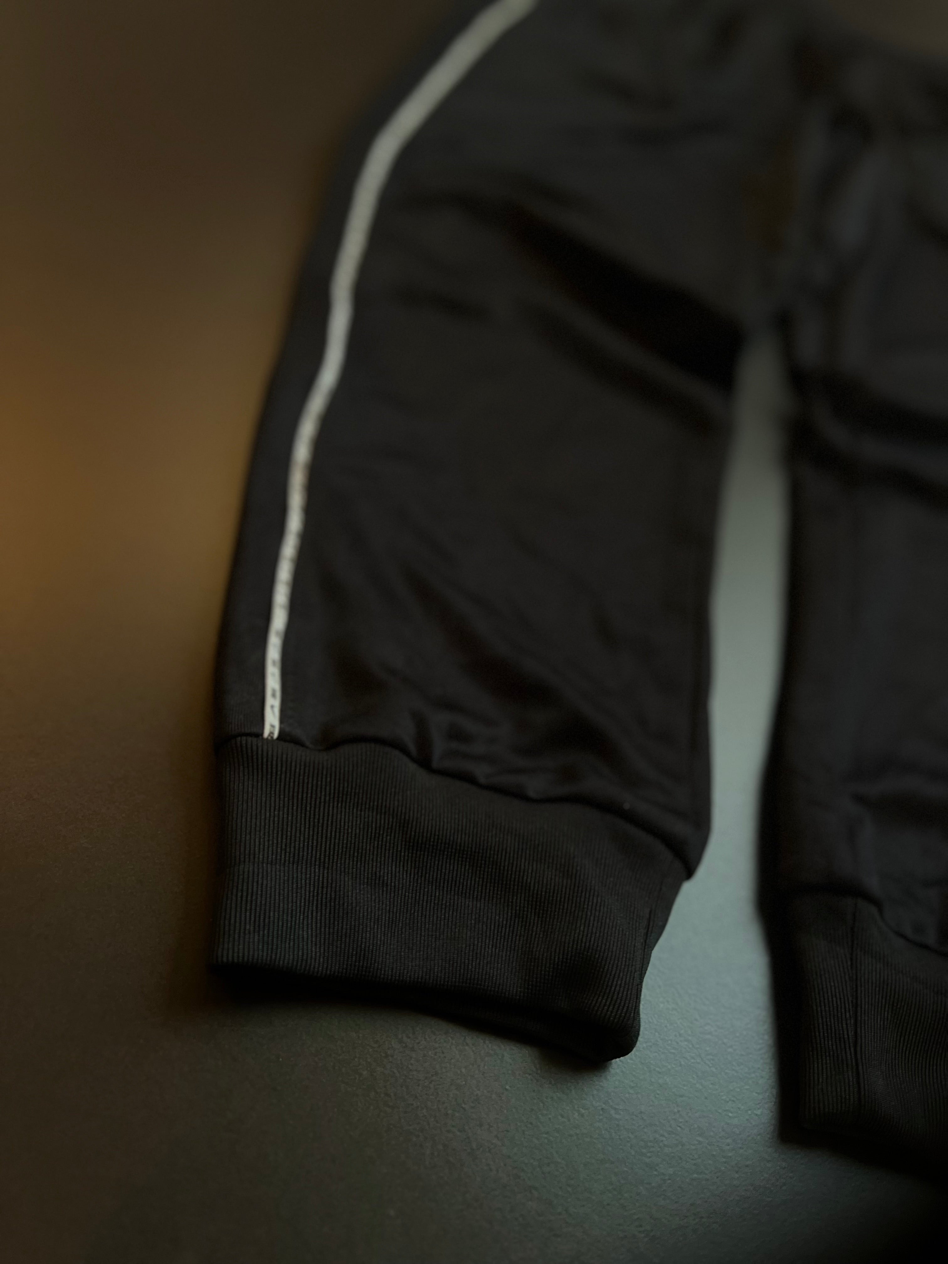 Nike Joggers | Black | Side Stripe | M | Vintage Track Style