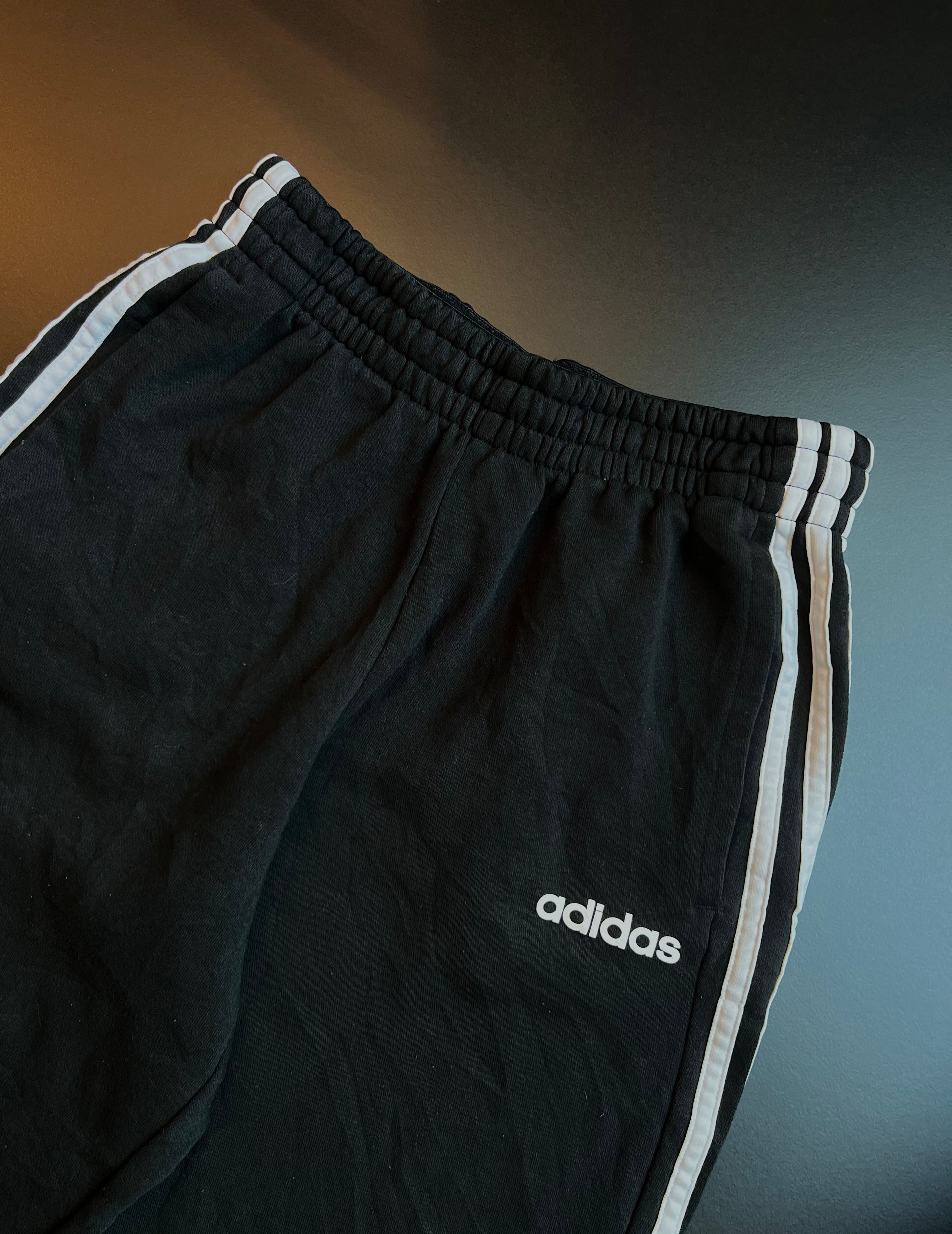 Adidas Vintage Joggers | Black | 3-Stripes | S | Asia/US
