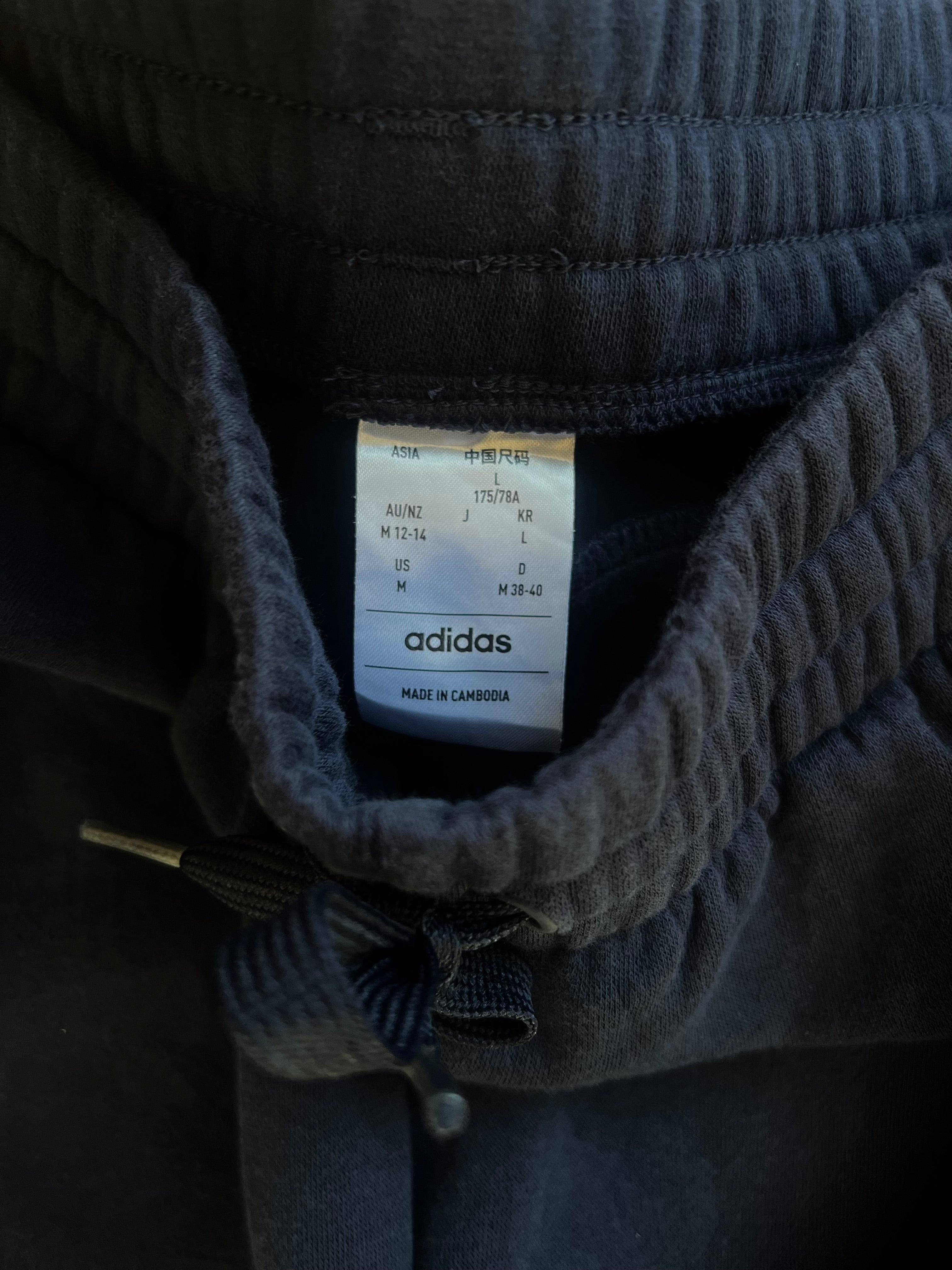 Adidas Vintage Joggers | Dark Blue | Open Leg | M | Minimalist | Asia/US