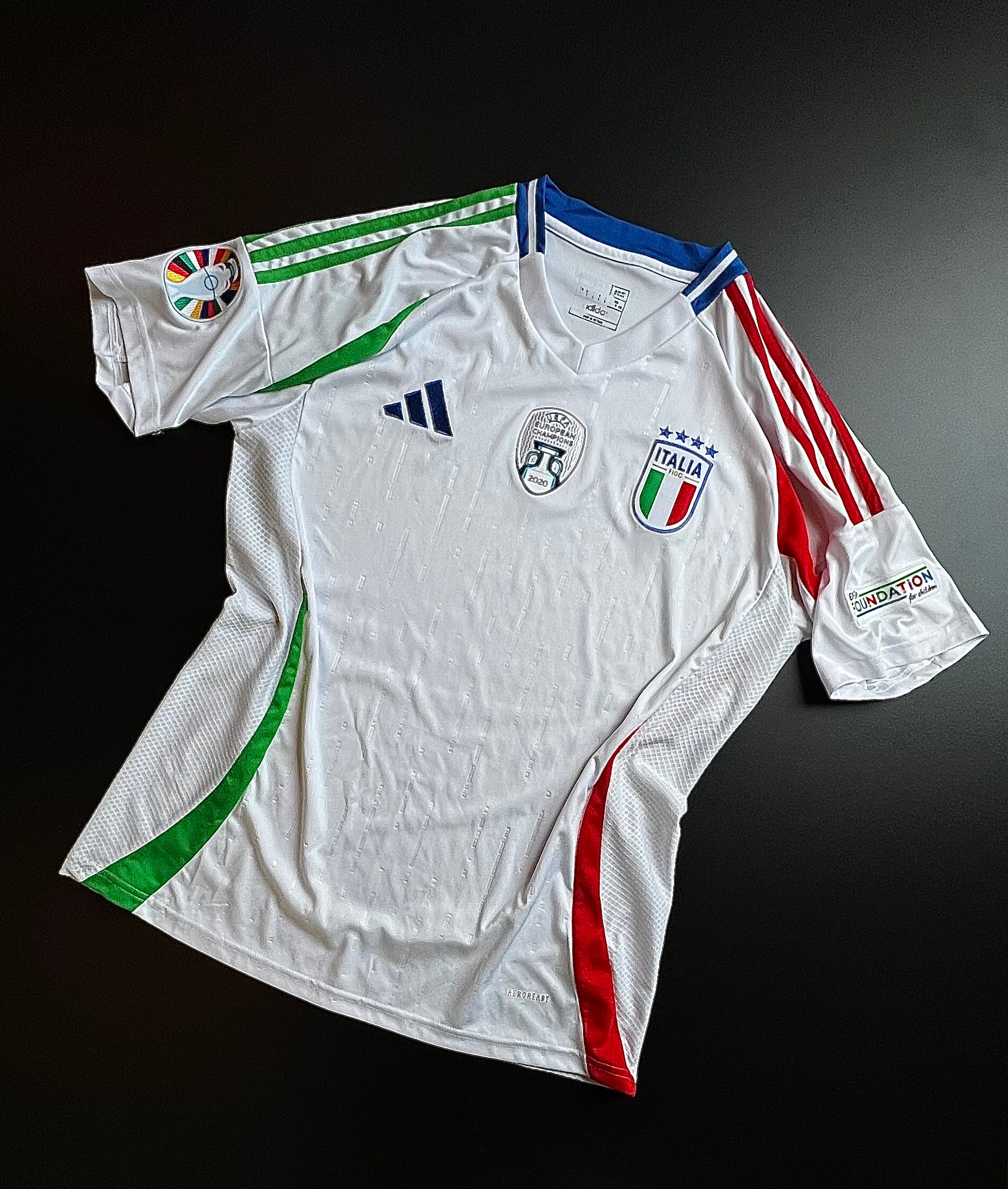 Adidas Italy Authentic Jersey | Euro 2024 Away | White | L | AEROREADY