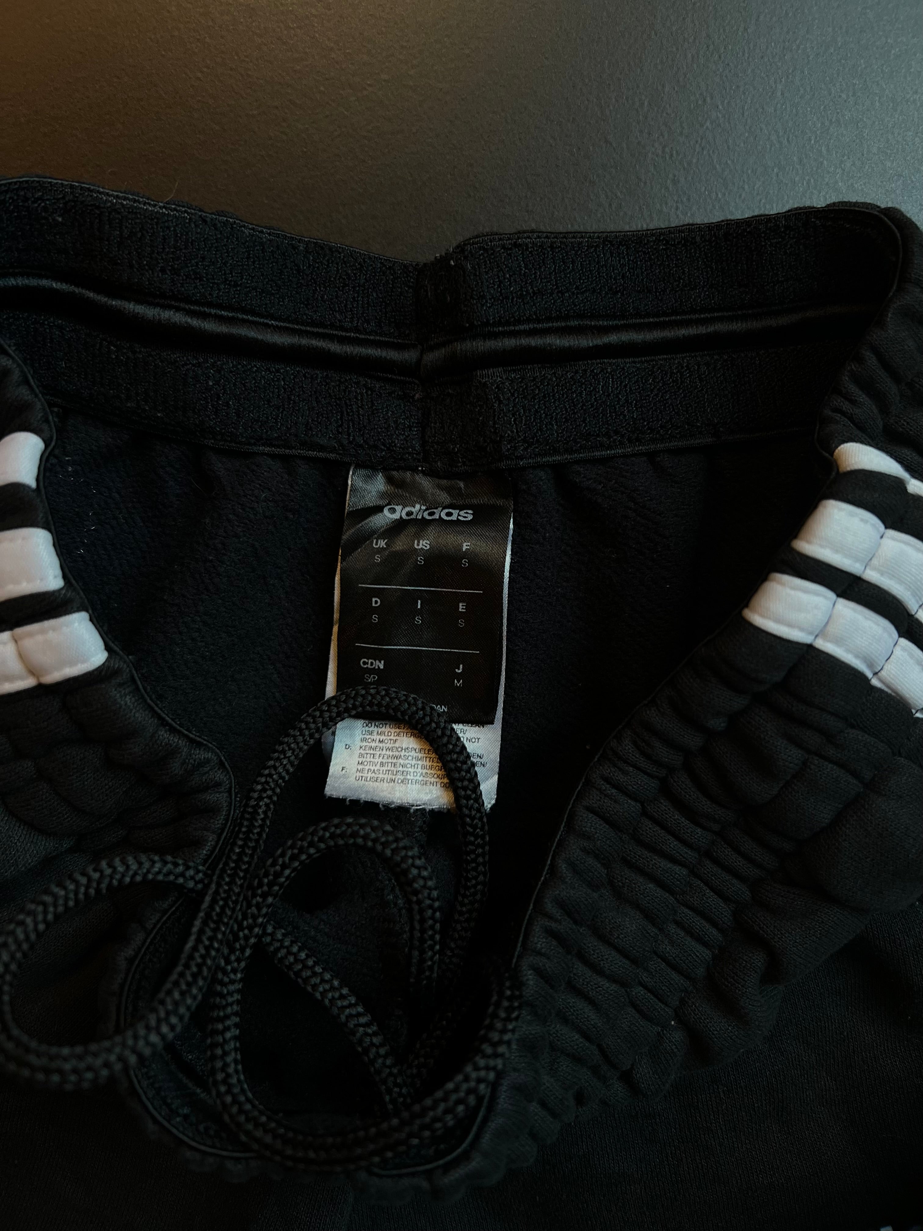 Adidas Vintage Joggers | Black | 3-Stripes | S | Asia/US