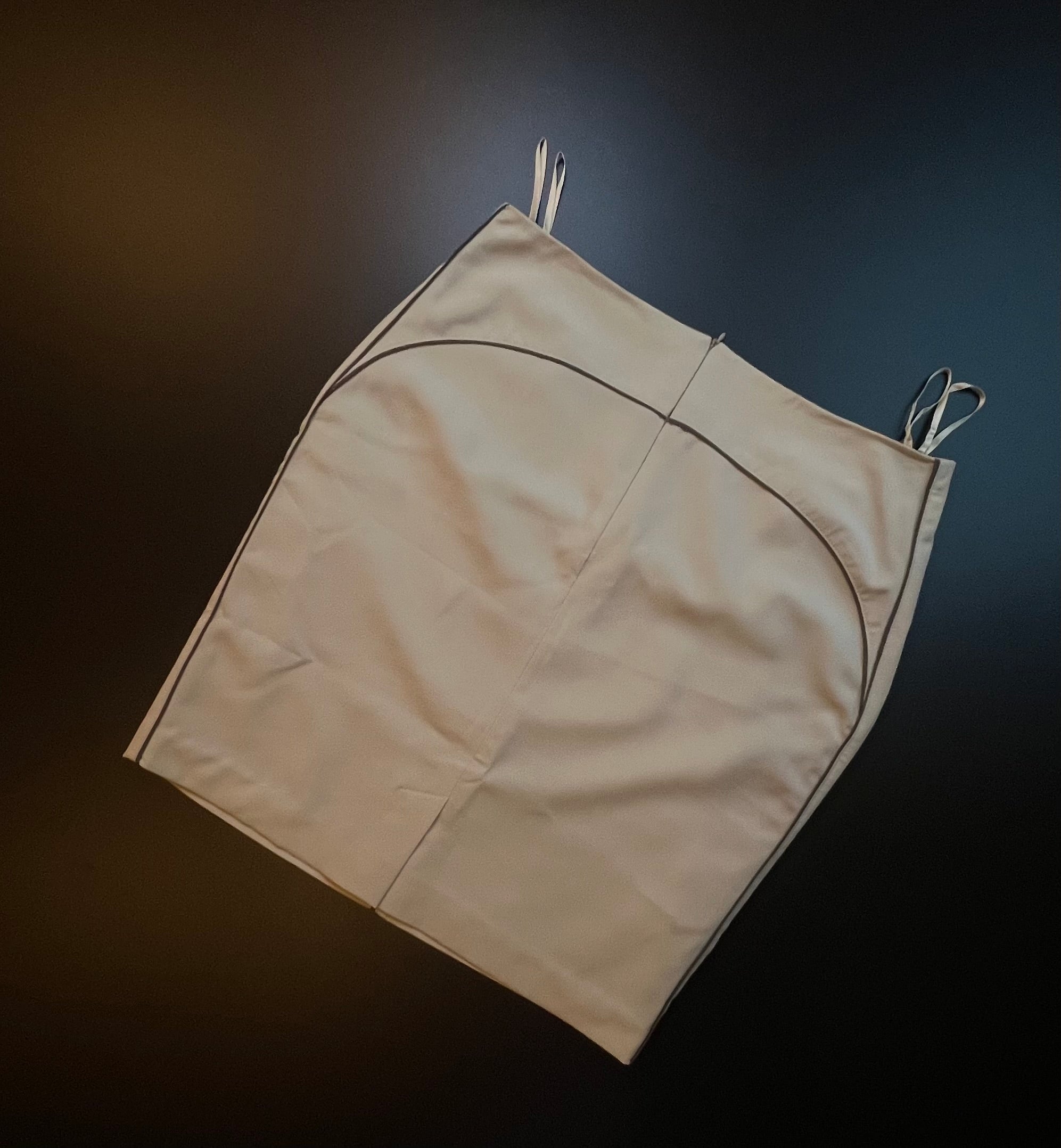 Beige Alba Moda skirt in size 44, featuring a classic design and vintage style by KM Timless Vintage.